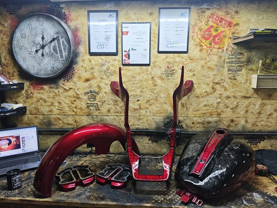 Lakiernik motocykli renowacje, customowe lakierowanie