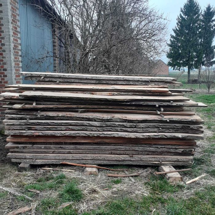 Deski dębowe sezonowane