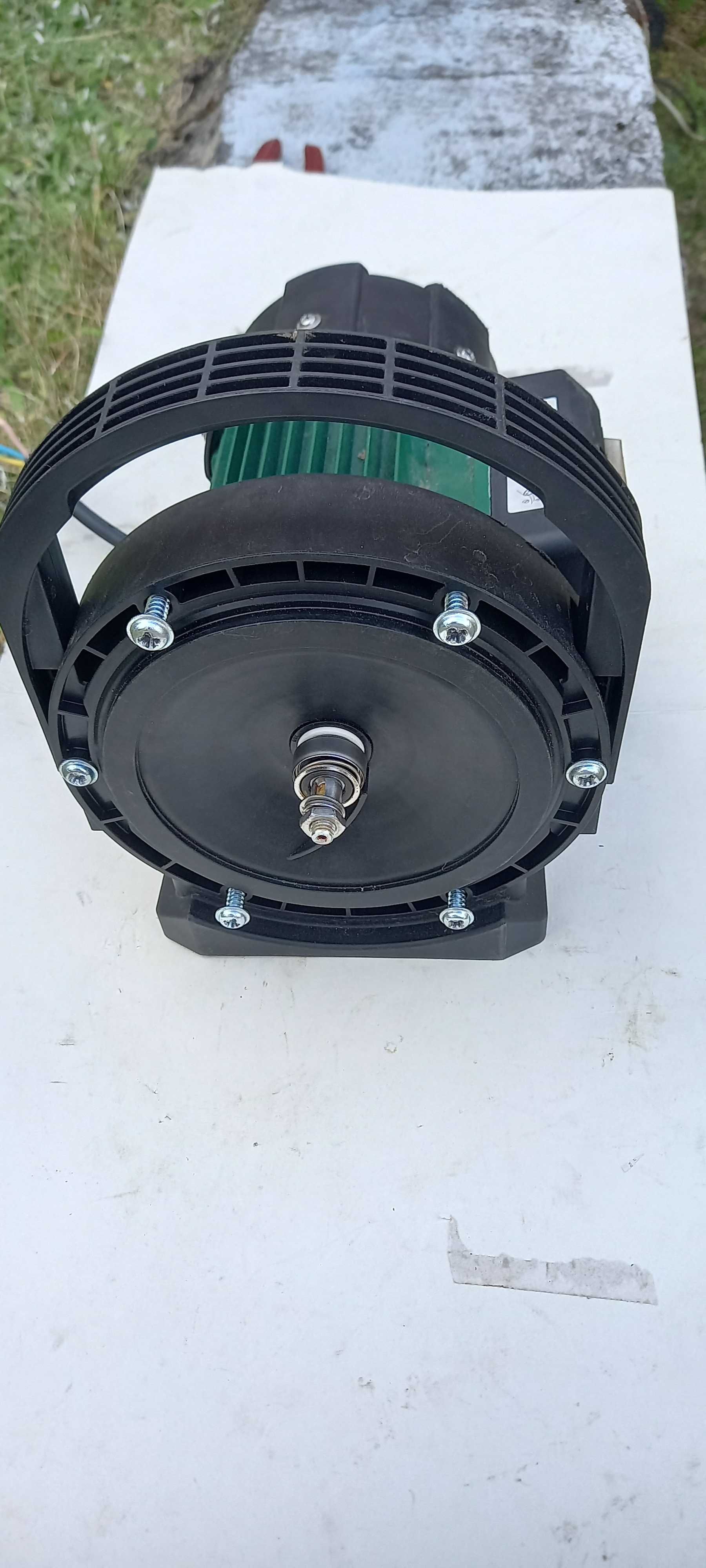Silnik do hydroforu przenośnego FPSP 600 -20 L