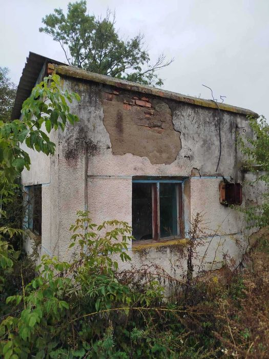 Будівля з усіма комунікаціями, площею 846,3 кв.м, Хмельницька обл.