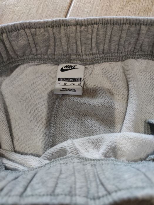 Спортивні штани Nike