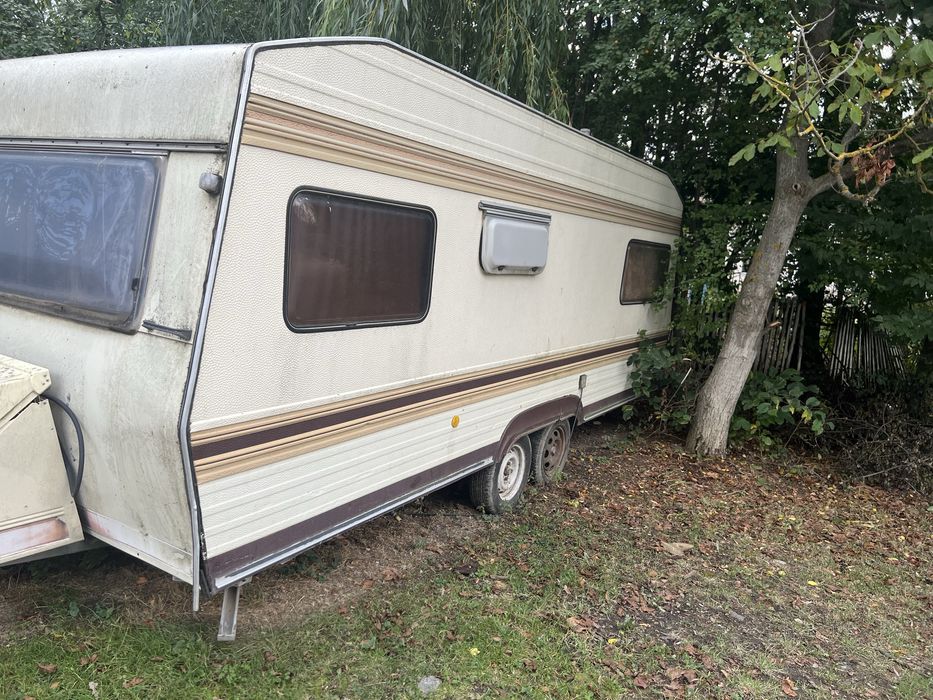 Продам кемпінг в доброму стані