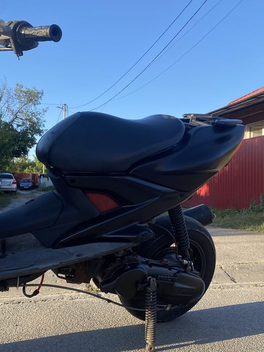Yamaha aerox , ne slider ,neos,bws,malaguti,jog,aprilia