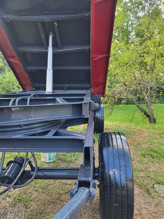 Przyczepa wywrotka 3 strony d47,d732
