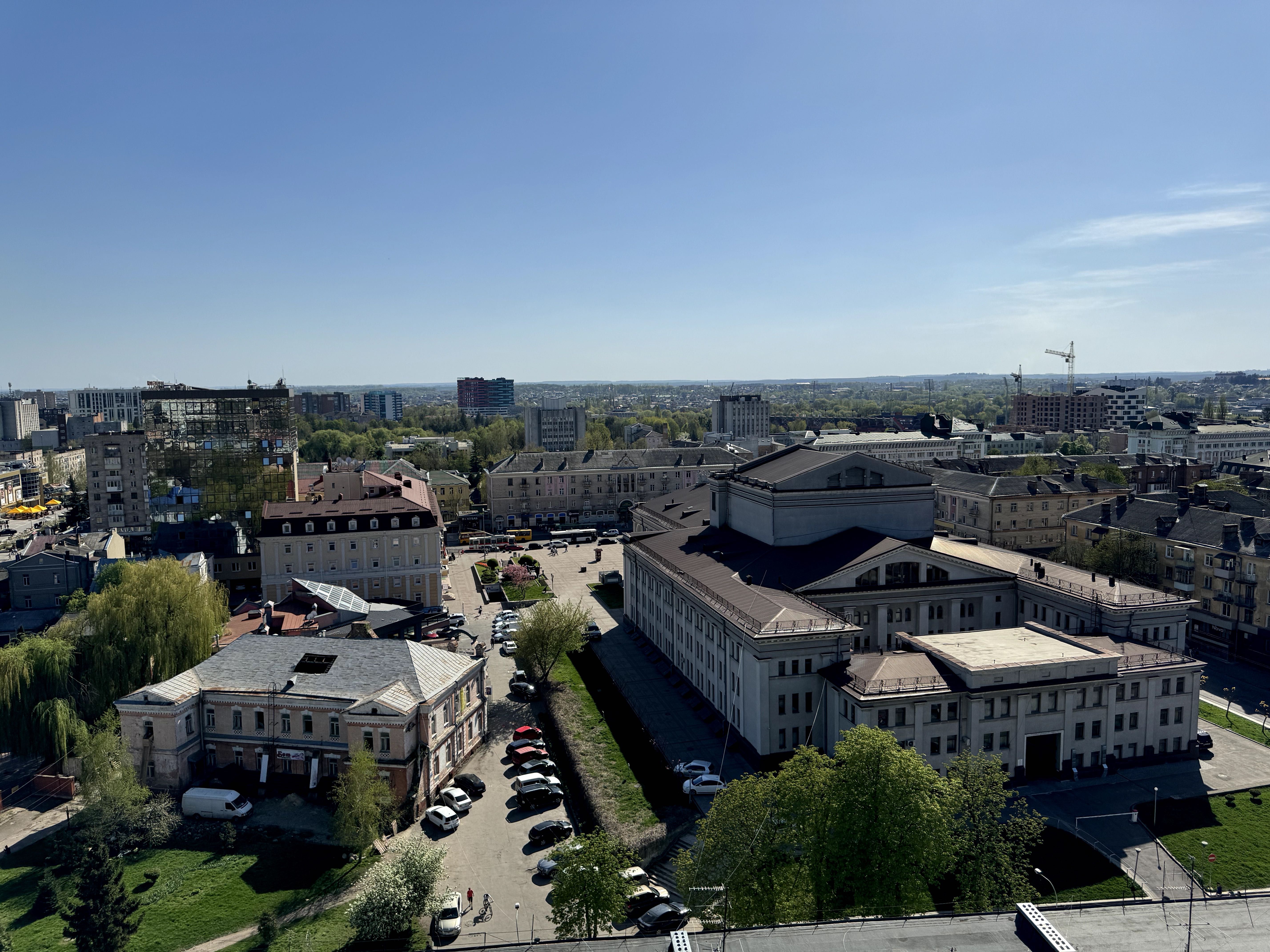 Квартира з авторським ремонтом у новобудові Театральний