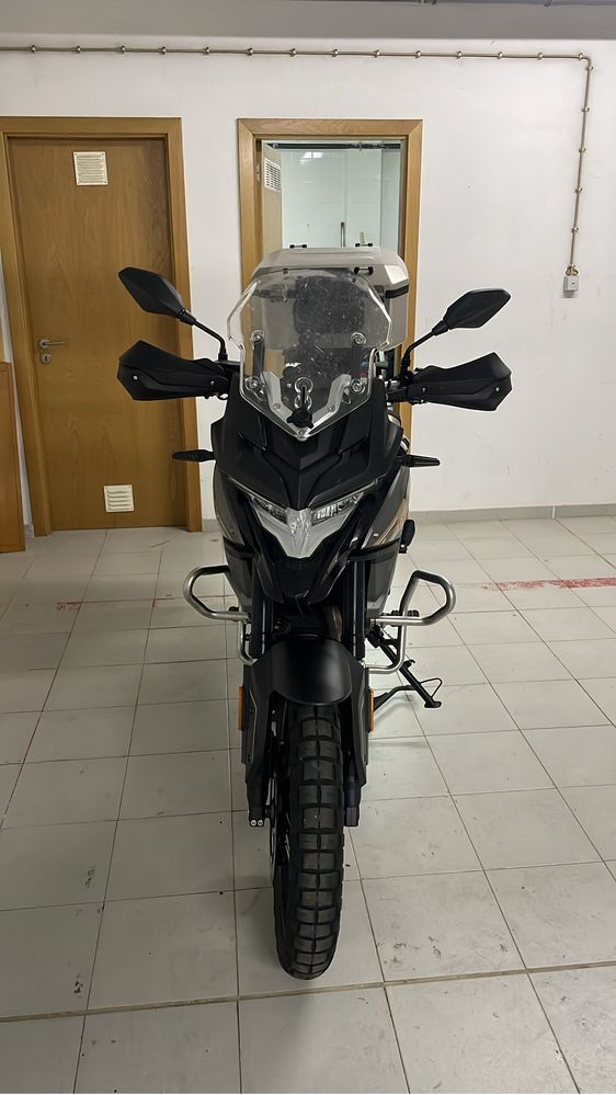 Voge 650 DSX – 2023 | Extras + Garantia até 2028 | Apenas 5300 km