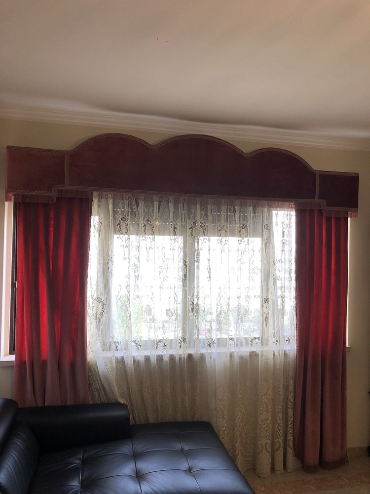 Cortinado com sanefa