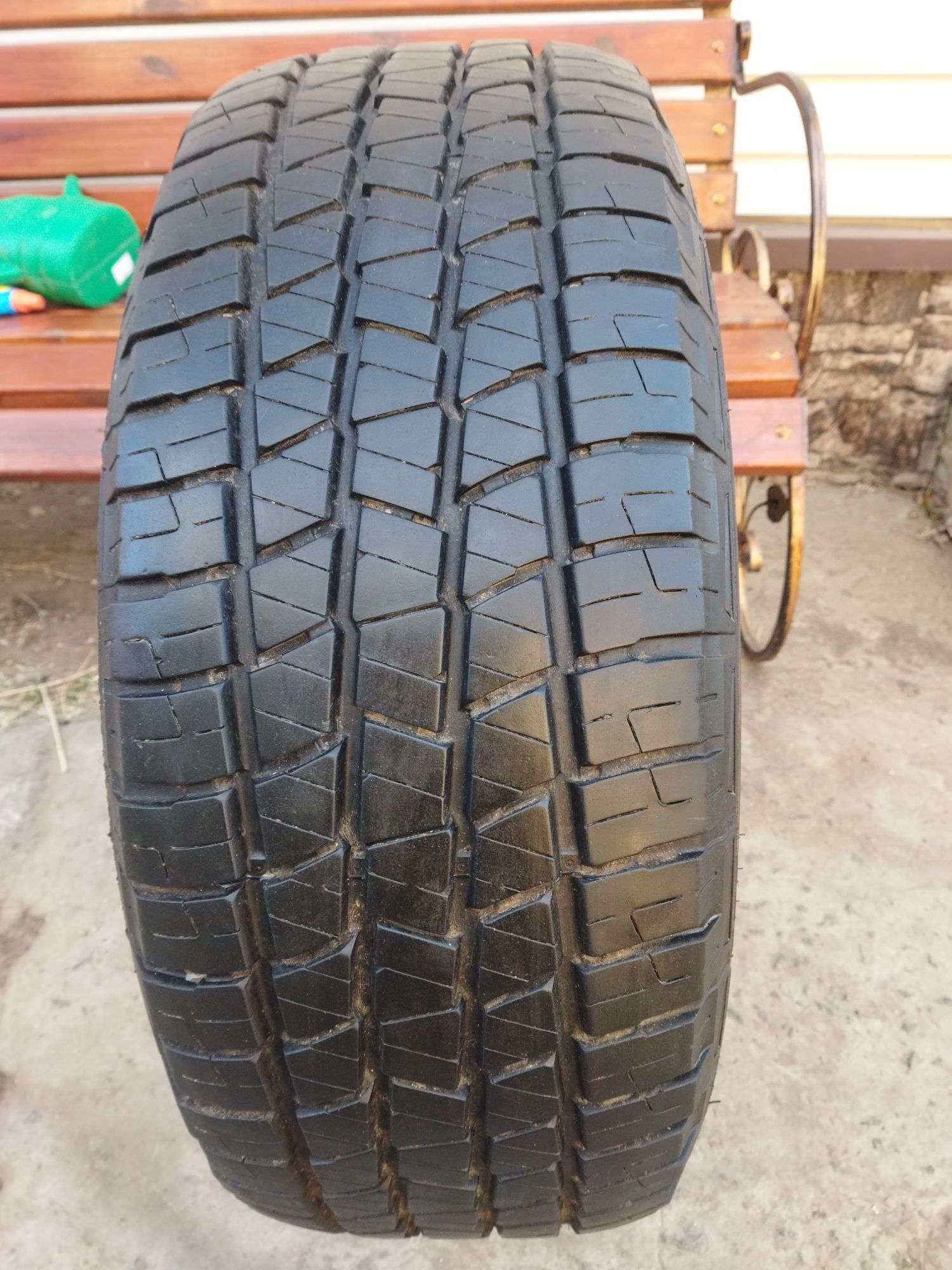 АвтоШини 265/65 R17 (стан нових)
