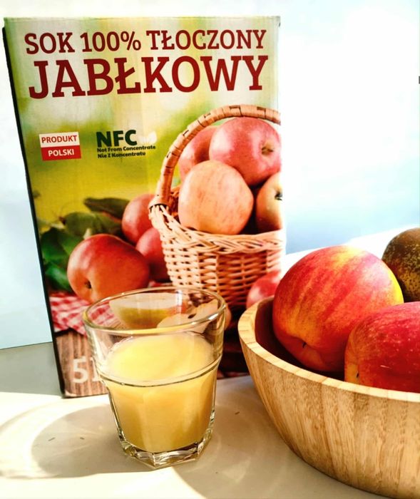 jablka soki tłoczone