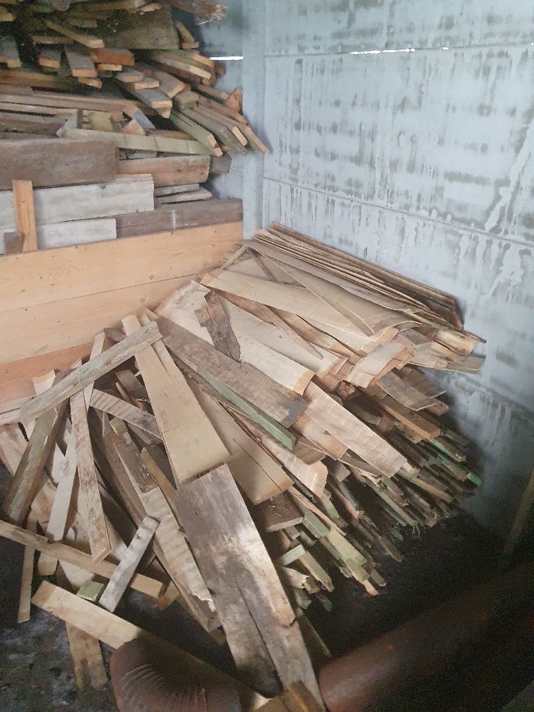 drewno budowlane suche