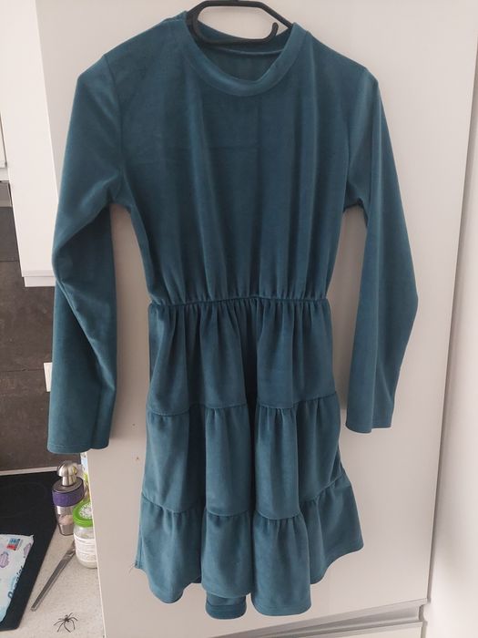 Piękna welurowa sukienka