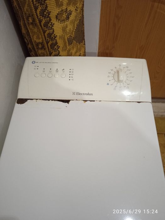 Продам стиральную машину вертикальной загрузки.