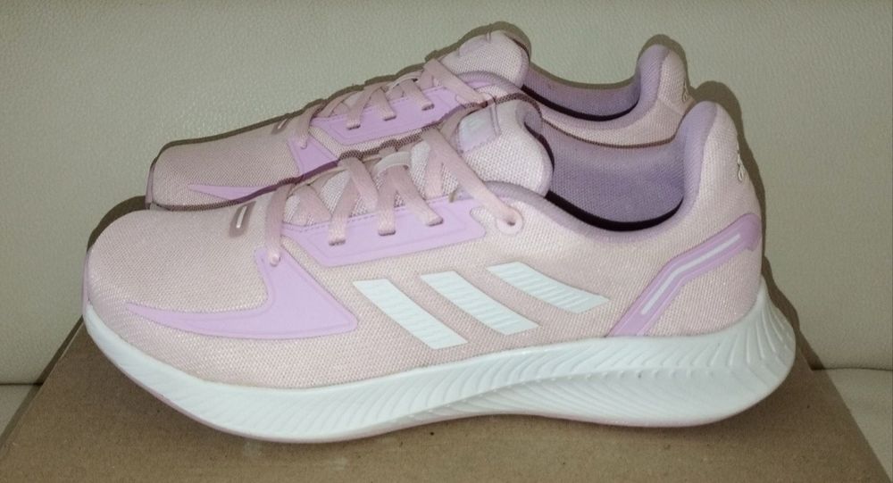 Аdidas нові кросівки жіночі Оригінал 38,5