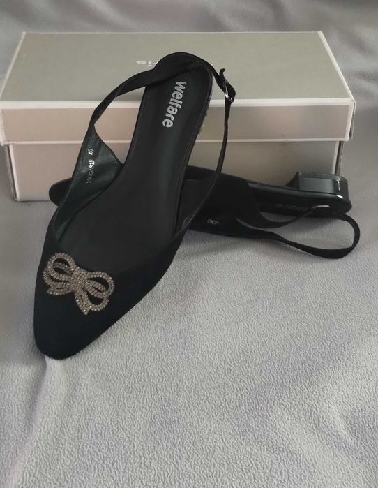 Босоніжки жіночі