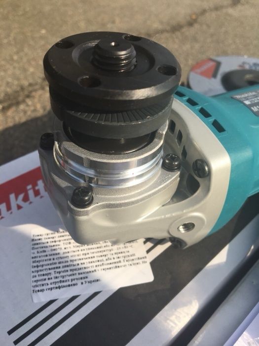 Болгарка Makita GA5030 R 125мм оригинал 3 года гарантии  125круг