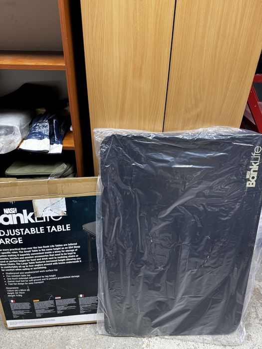 Пррдам Стіл обідній Nash Bank Life Adjustable Table L