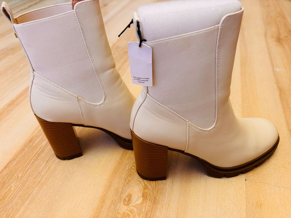 Botki beżowe duży rozmiar 45