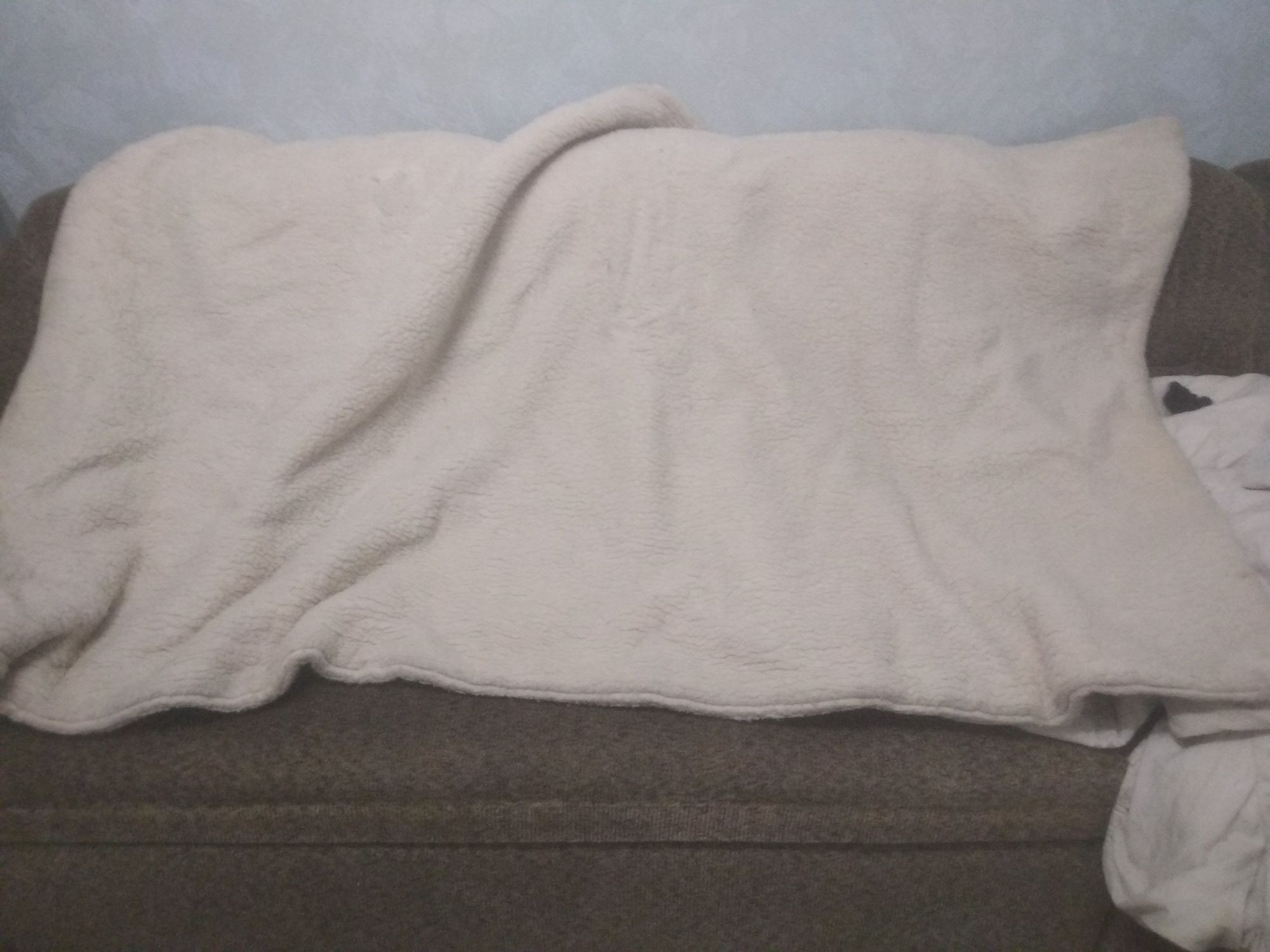 Одеяло овчина.одно спальня.