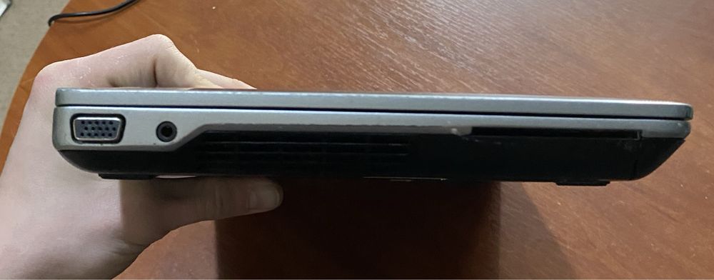 ноутбук Dell Latitude E6320 13.3"/4GB RAM/250GB HDD/i5-2520! N1328