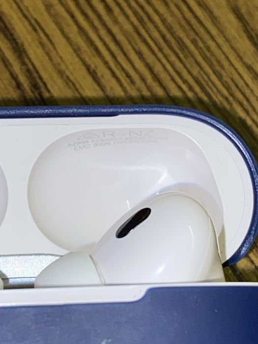 AirPods 2pro б/у