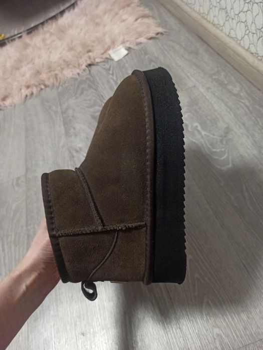 Угги mini 38 ugg натуральні замшеві уггі тапочки на платформі високі