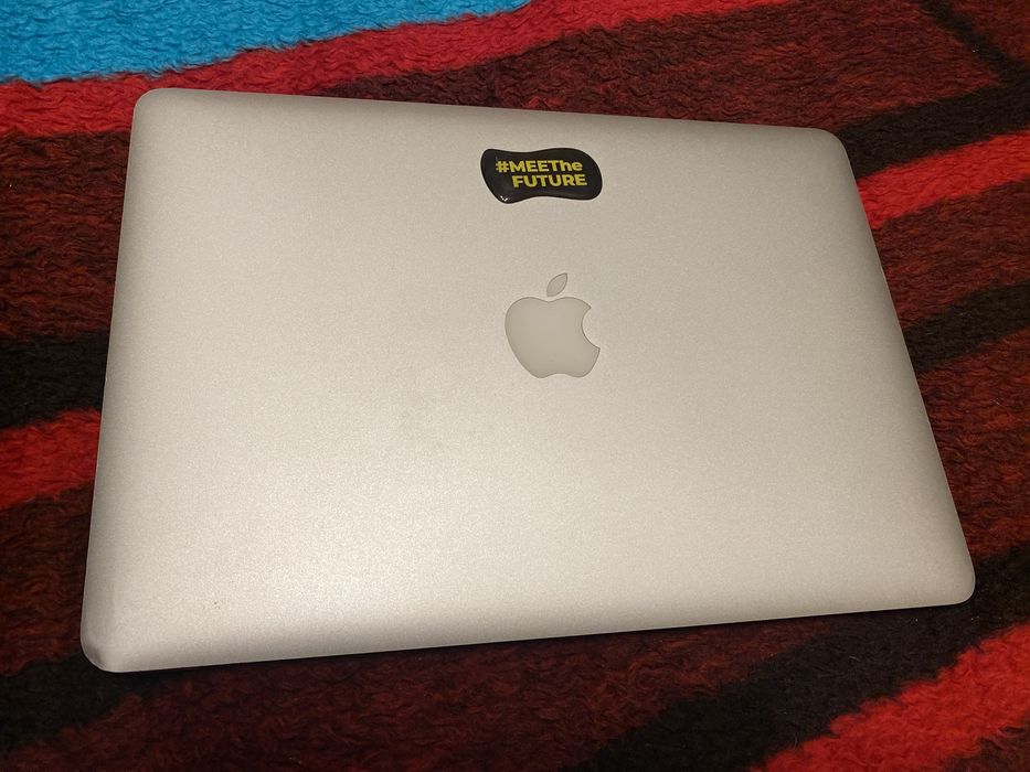 13-inch MacBook Air в гарному стані
