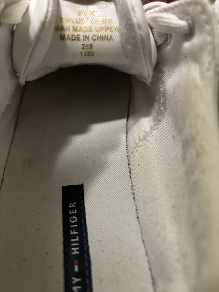кеди Tommy Hilfiger, розмір 9,5 USA, ходив в них пару раз