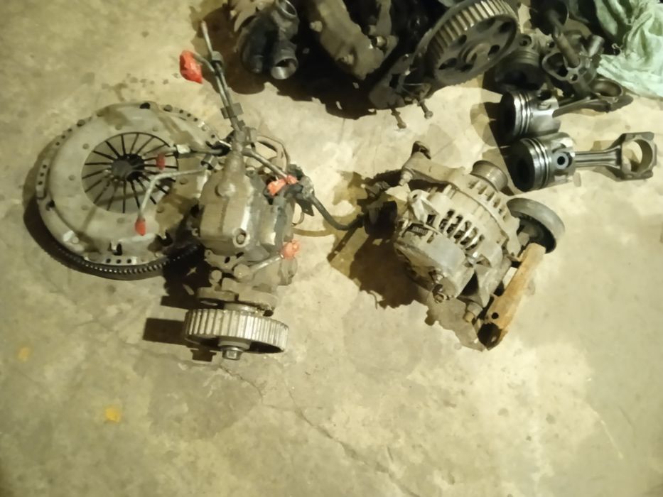 Голвка турбина сципление геніратор стартер апаратура фольц 1.9 тдї