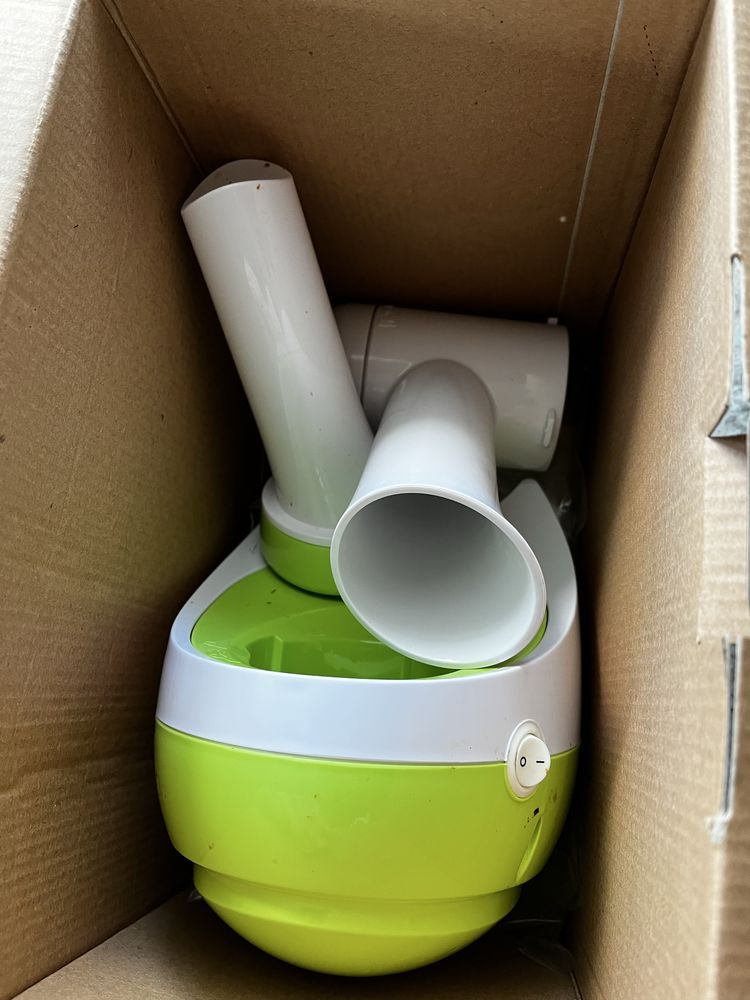Urzadzenie do robienia sorbetów lodów