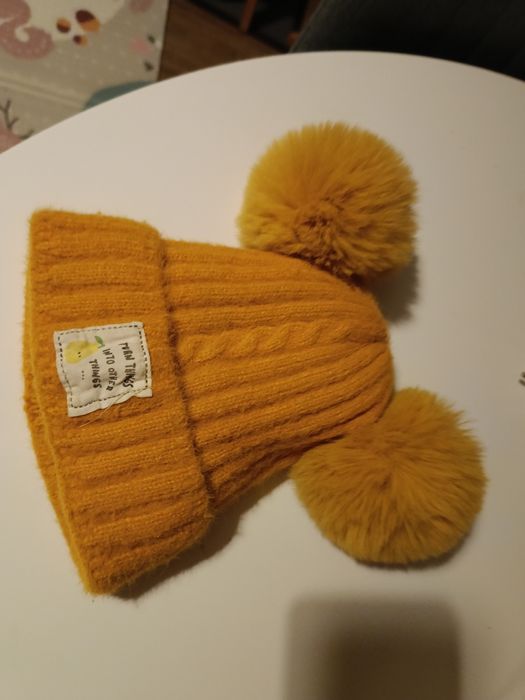 Czapka zimowa dziecięca. Na ok 2-5 lat