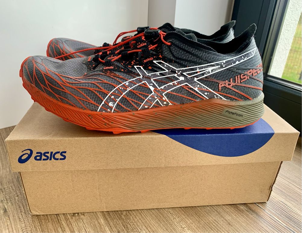 Buty do biegania męskie ASICS Fujispeed  roz. 45