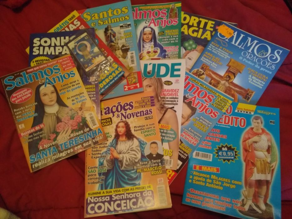 Revistas de Santos e orações