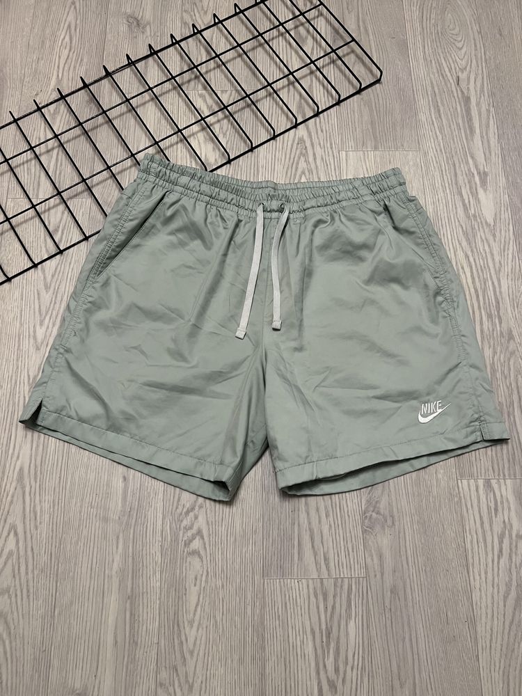 Шорти Nike Men's Club Essentials Woven Flow M Найк