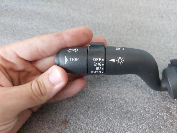 Conjunto / manetes de luzes e limpa vidros JAGUAR XJ (X350)