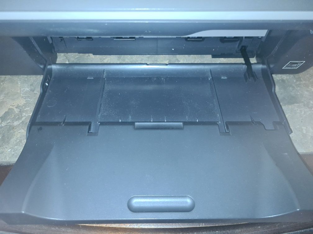 “HP DeskJet 1050 – Impressora/Scanner/Copiadora”