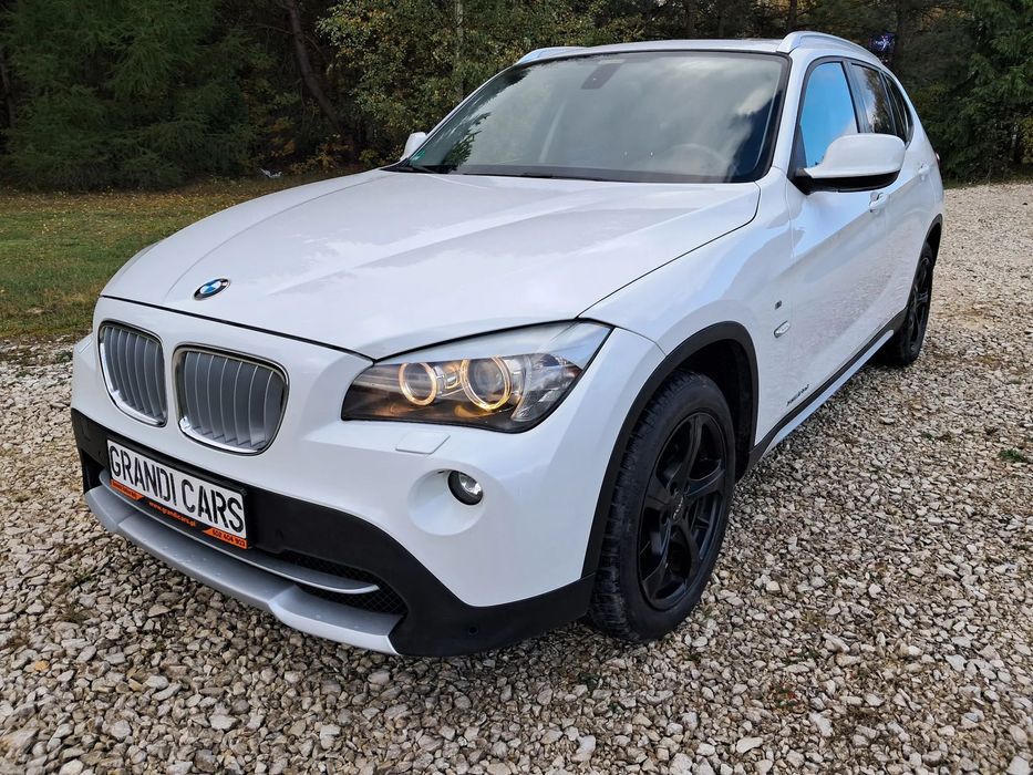 BMW X1 xDRIVE 2.3d 204KM BiTurbo#xenon#panorama#duża navi#skóry#zamiana