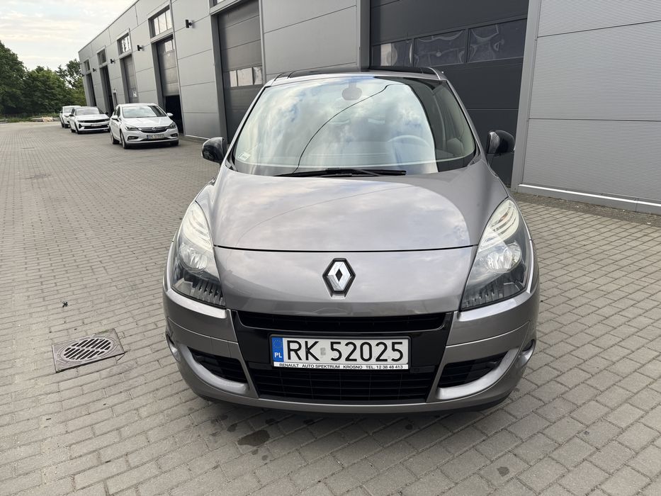 Renault Scénic III 2.0 dCi • 2010 • Diesel • Zadbany