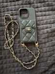 Chanel etui iphone