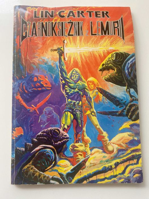 Książka CZARNOKSIĘŻNIK z Lemurii - Lin Carter