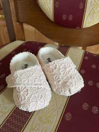 Туфельки-пінетки для дівчинки