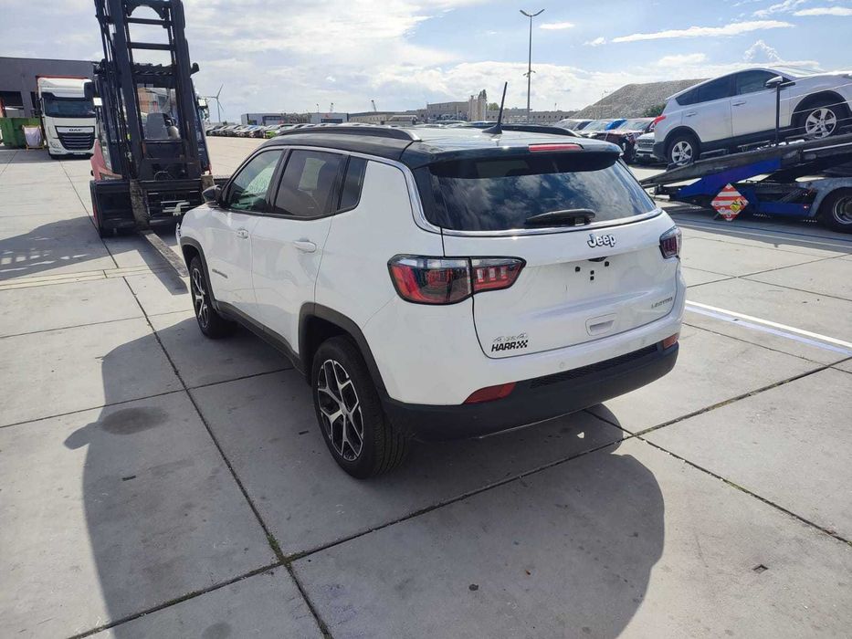 Jeep Compass 4x4 Niski przebieg z USA. Samochód w kraju