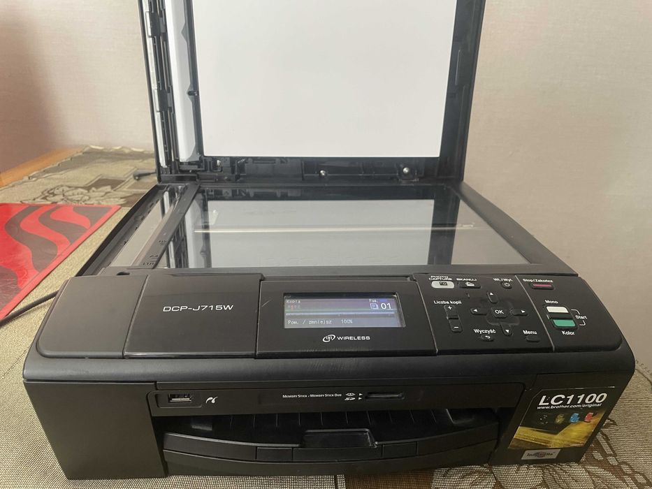 Drukarka wielofunkcyjna atramentowa (kolor) Brother DCP-J715W