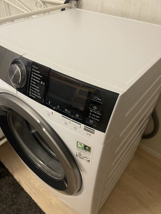 Пральна машина AEG 9кг