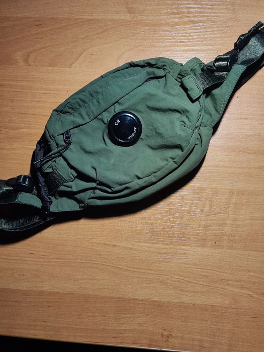 Продам сумку C.P COMPANY