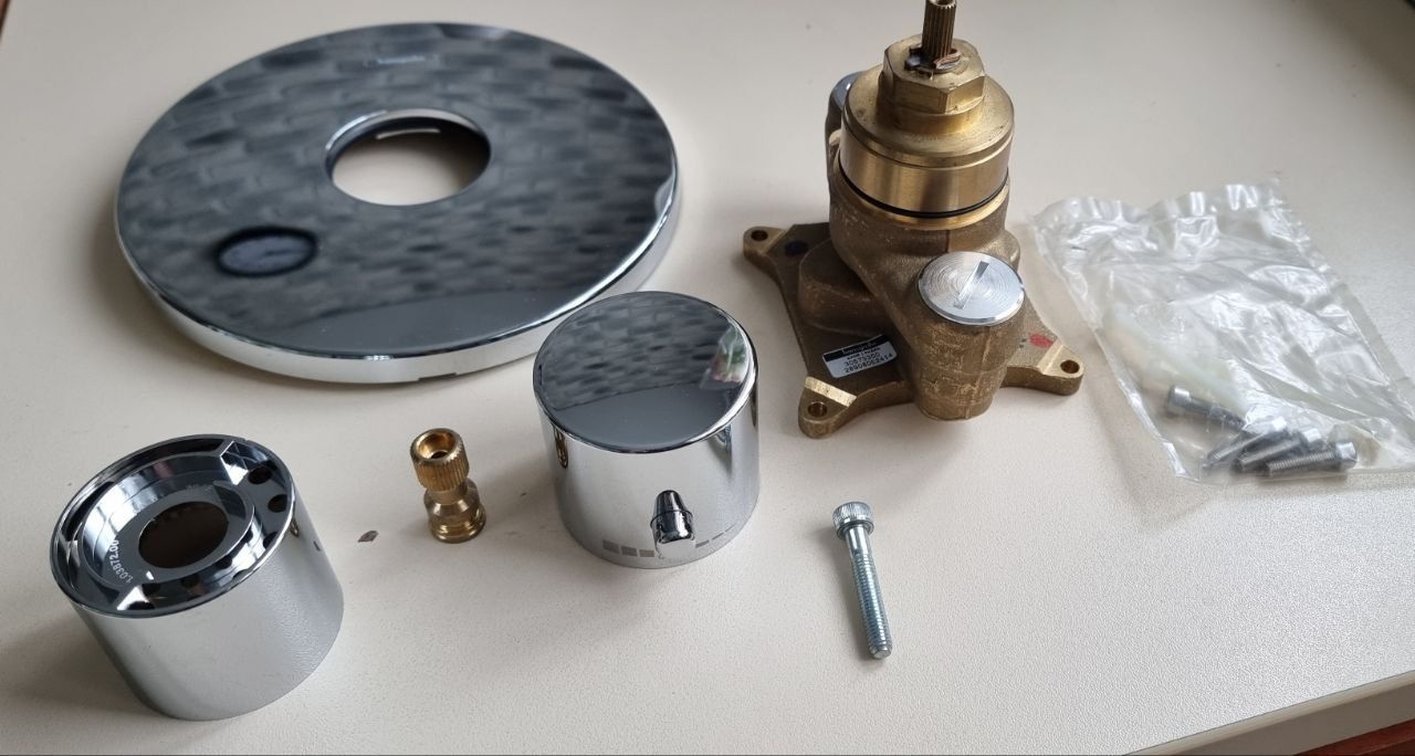 Термостат Hansgrohe Axor  скрытого монтажа