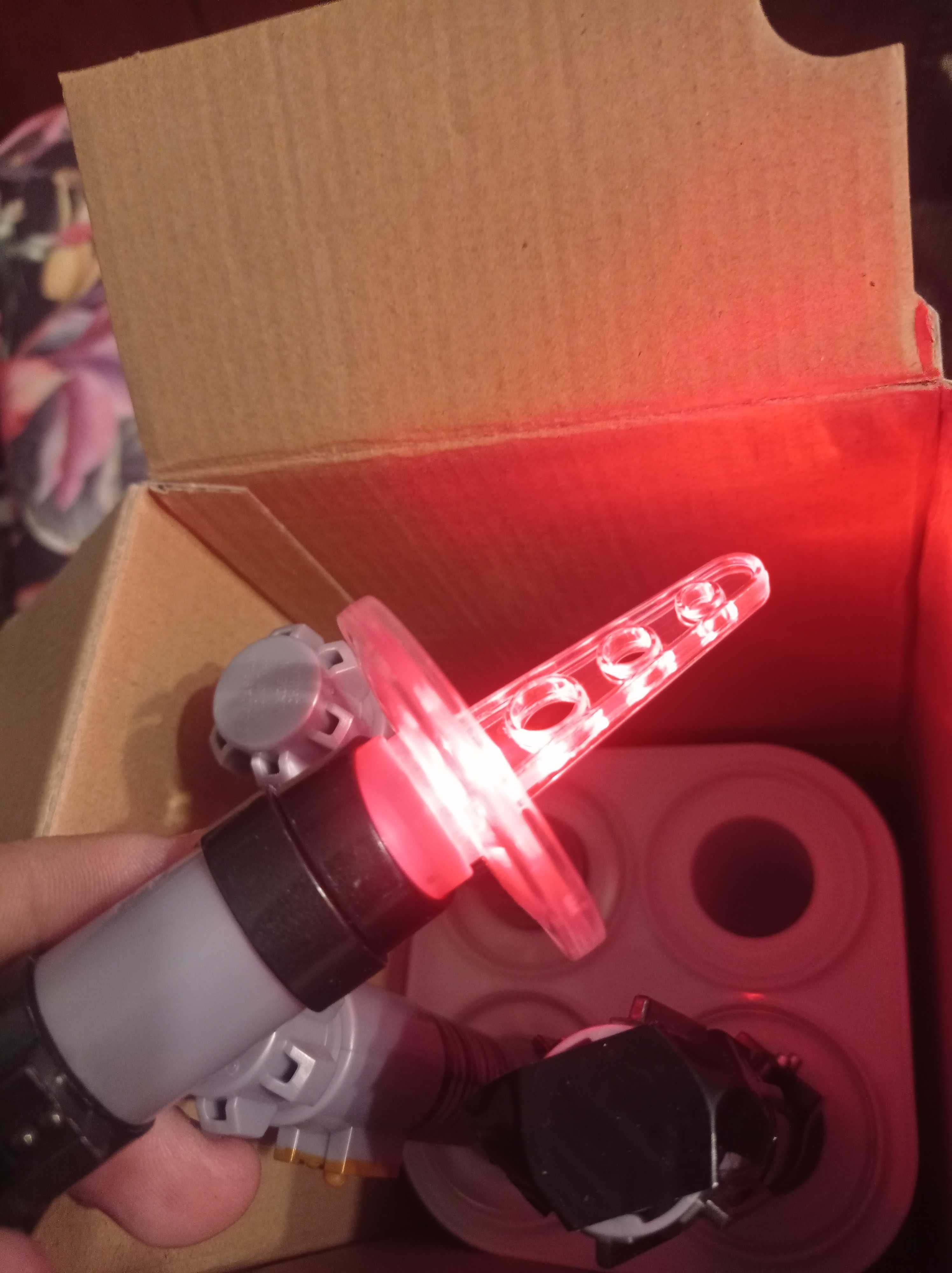 Star Wars lightsabers ice pop maker zestaw do lodów miecze świetlne