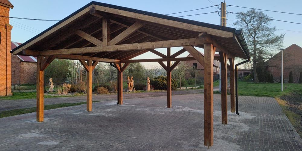 Altana wiata z drewna zadaszenie