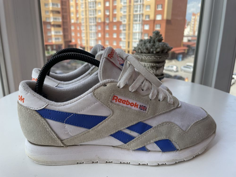 Vintage reebok classic nylon