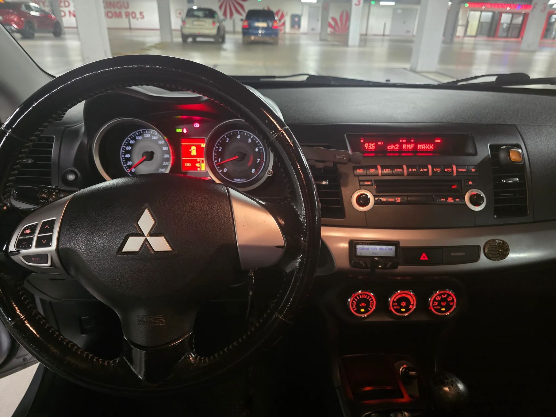 Mitsubishi Lancer Mitsubishi Lancer 1.5 Invite 2010 – krajowy, drugi właściciel, zadbany