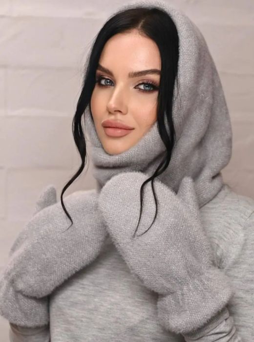 Шапка, капор - капюшон ангора. Багато кольорів